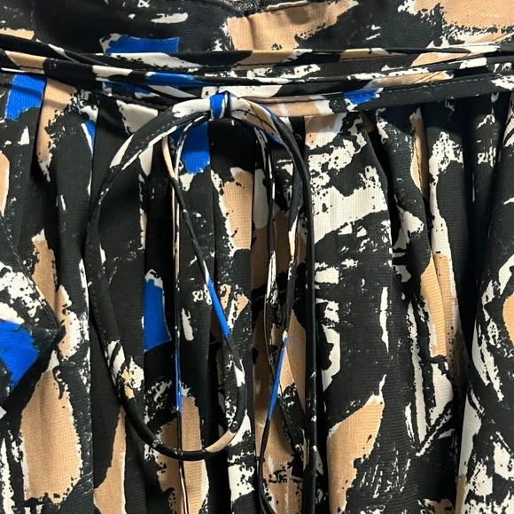 H&M Abstract Print Wrap Midi Skirt Size 8 - Picture 6 of 9